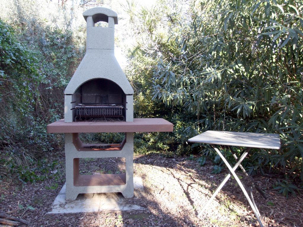 Agriturismo Peretti フォンテブランダ エクステリア 写真