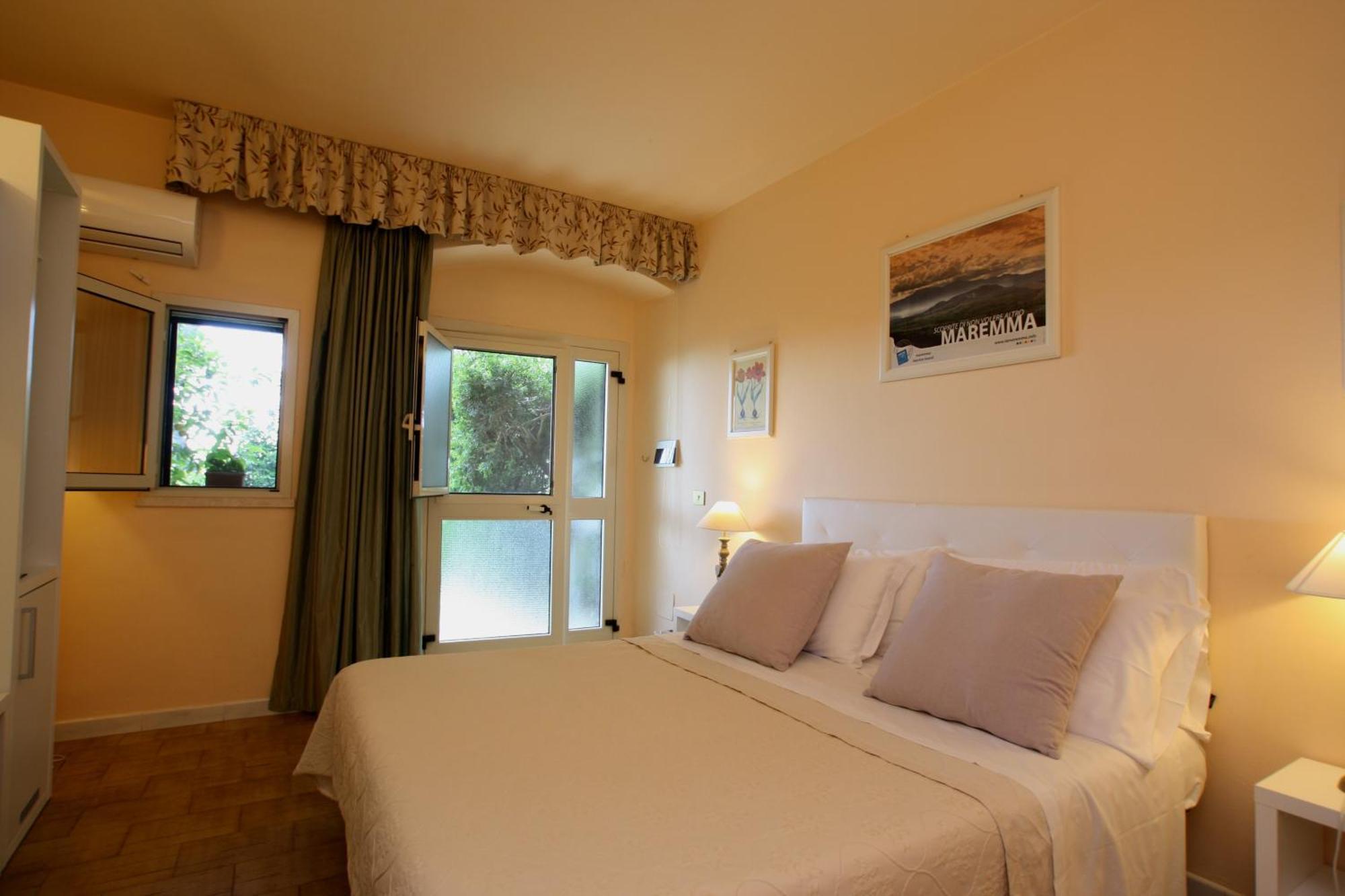 Agriturismo Peretti フォンテブランダ エクステリア 写真
