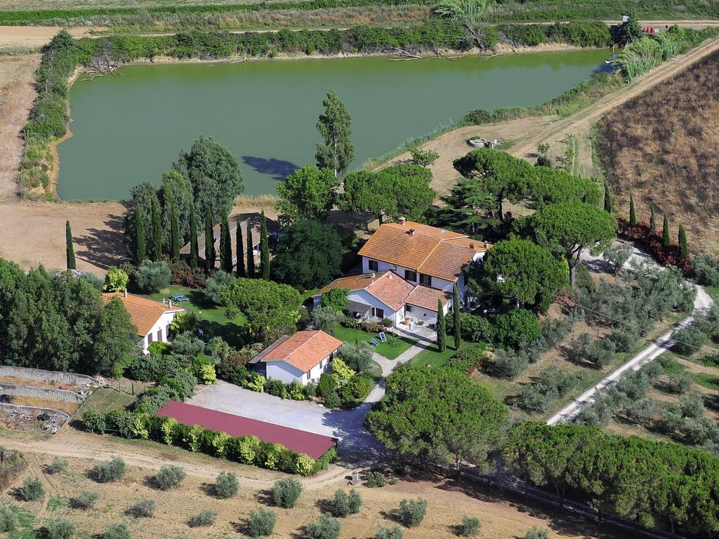 Agriturismo Peretti フォンテブランダ エクステリア 写真