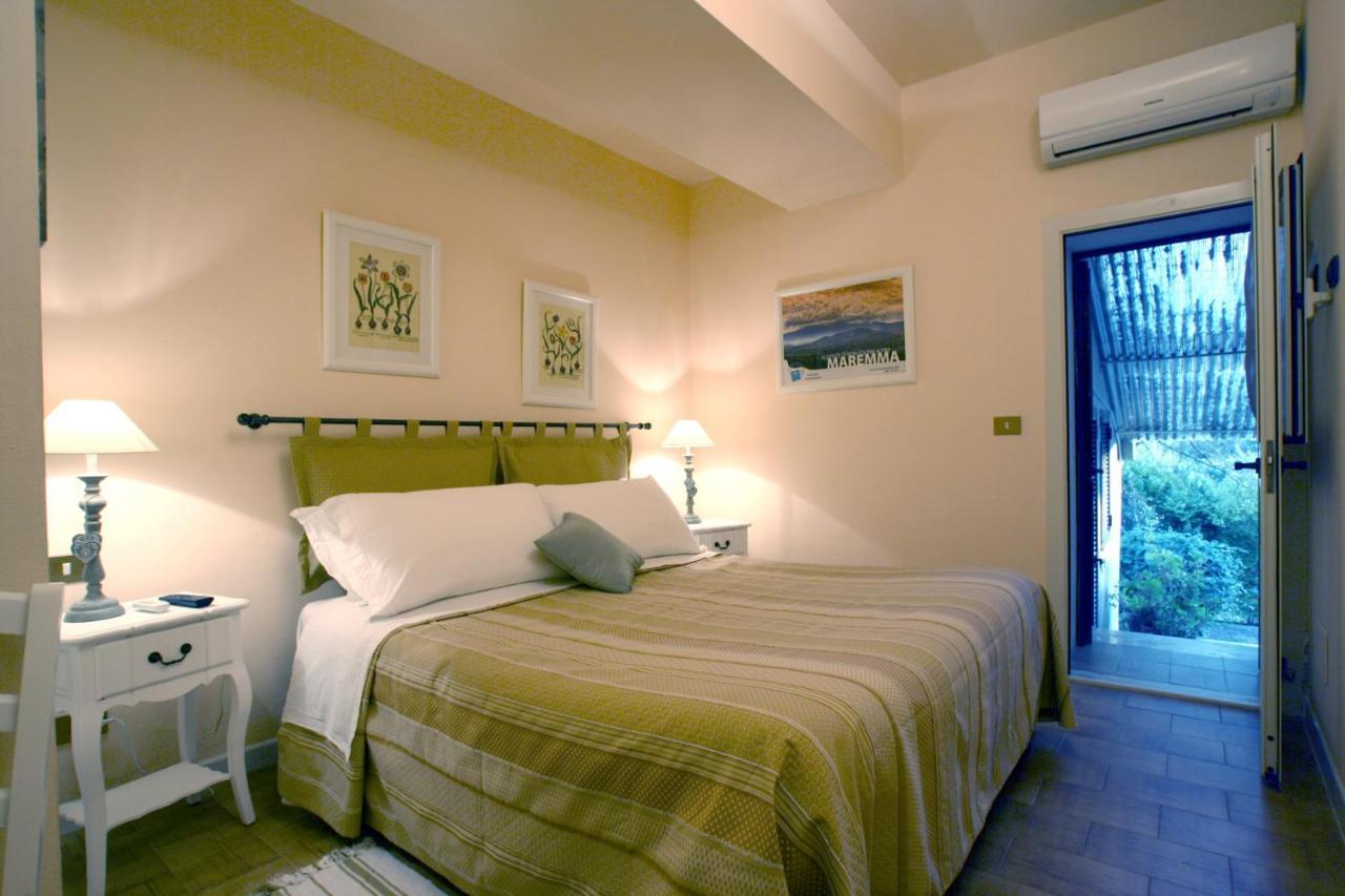 Agriturismo Peretti フォンテブランダ エクステリア 写真